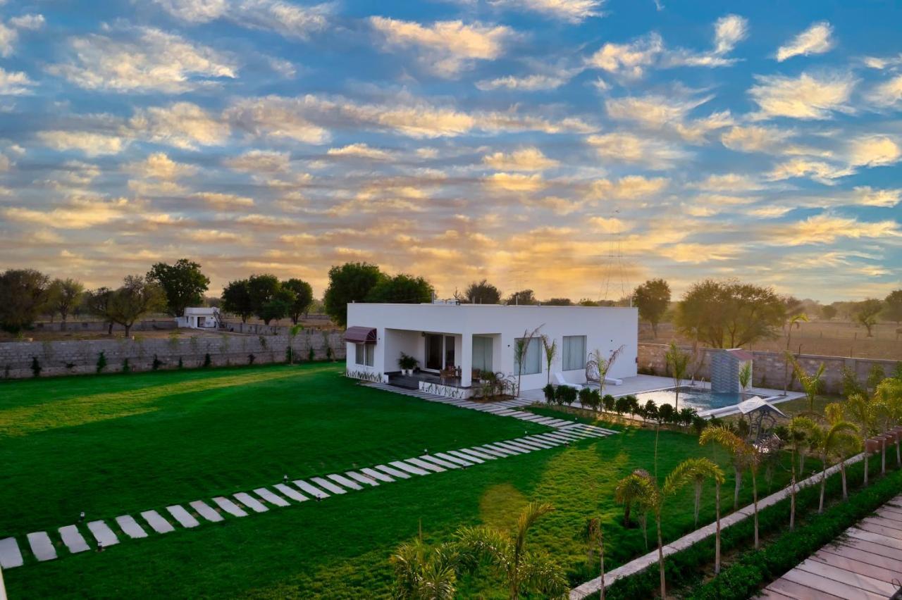 Вілла The Peace- A Luxury 2Bhk Private Pool Farm Джайпур Екстер'єр фото